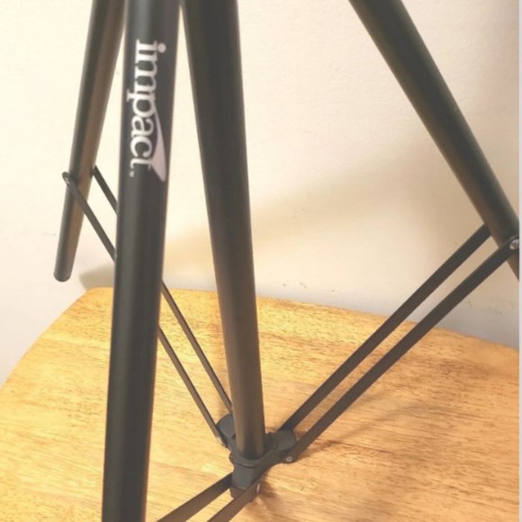 2 Photo Light Stands fully adjustable Tripods 54" "IMPACT" Brand - Picture 5 of 5